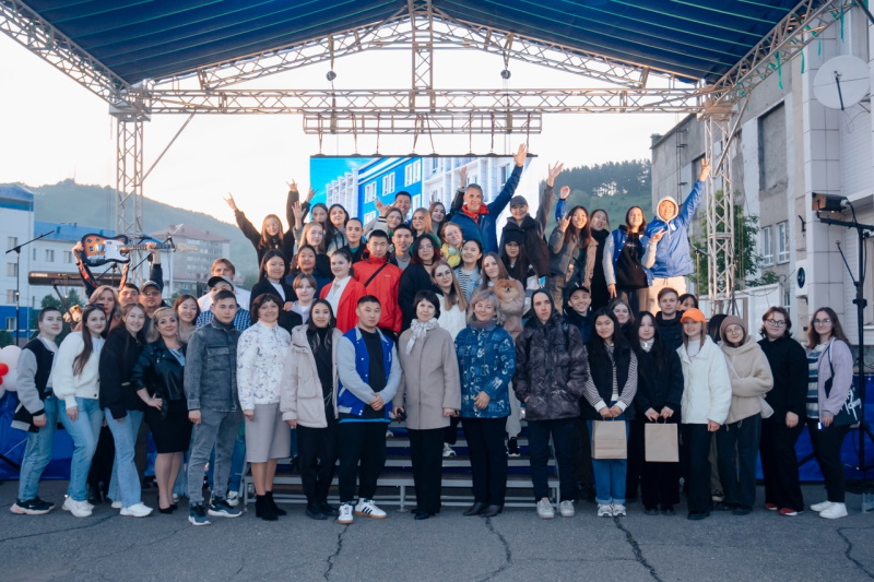 Праздничный концерт в честь 75-летия ГАГУ